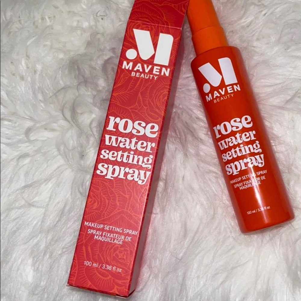 Maven beauty rose water spray